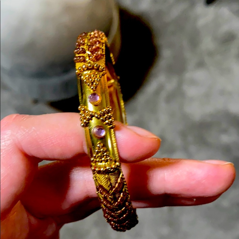 Gold beaded bracelet